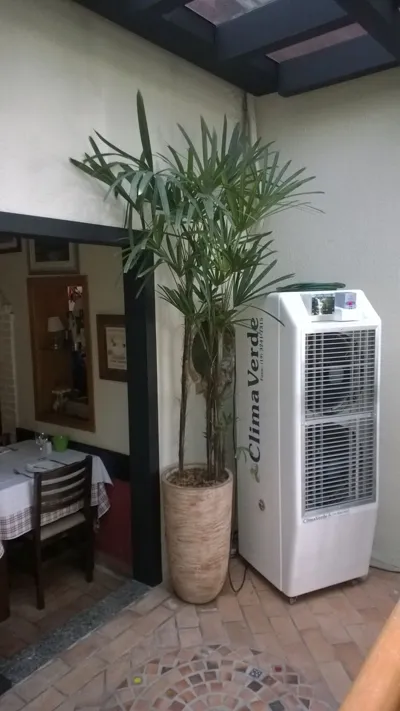 Climatizador de ar evaporativo portátil